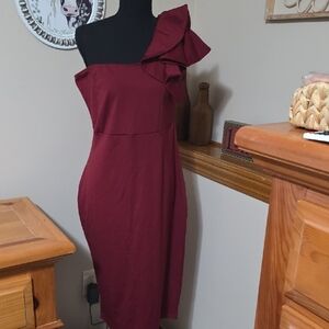 Chic One-Shoulder Burgundy Dress